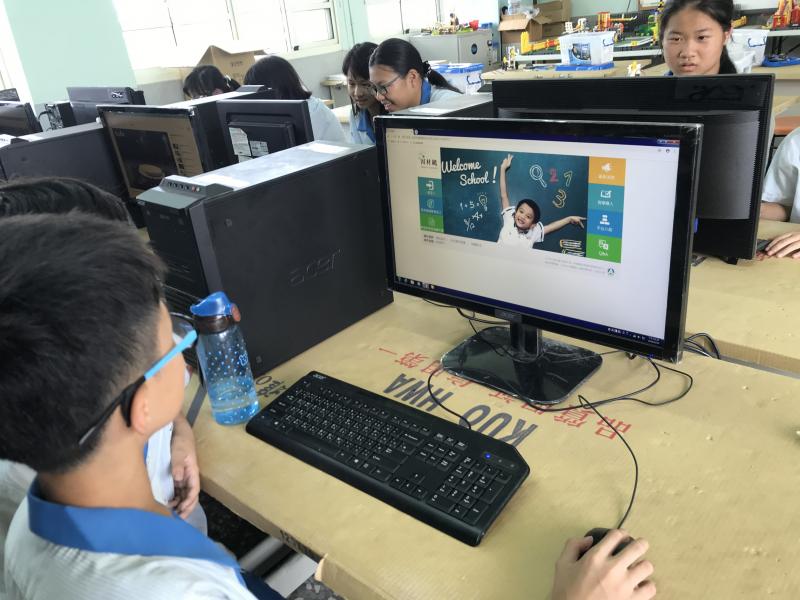 學童能跨越城鄉空間障礙，獲得充足的學習資訊應用及課業輔導諮詢資源。