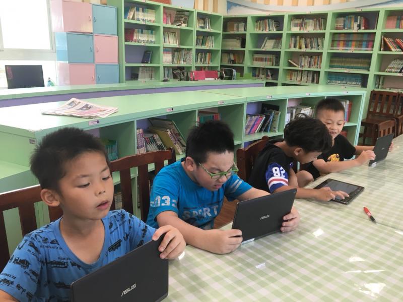 實際操作使用線上資訊系統