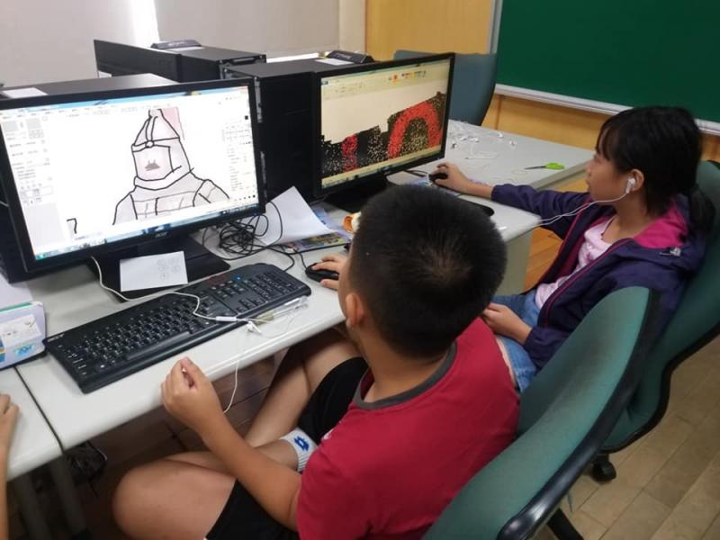 STEAM活動—桌遊配件2D繪製