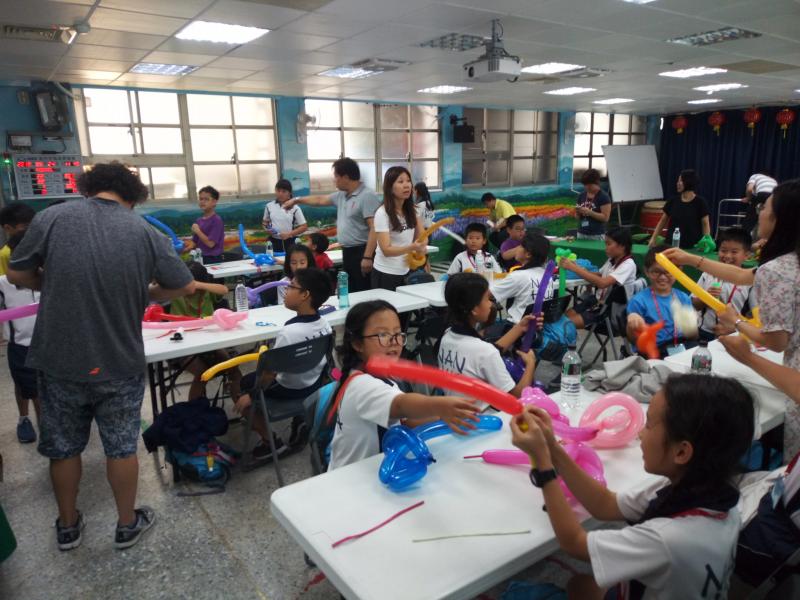 快樂地製作氣球玩具