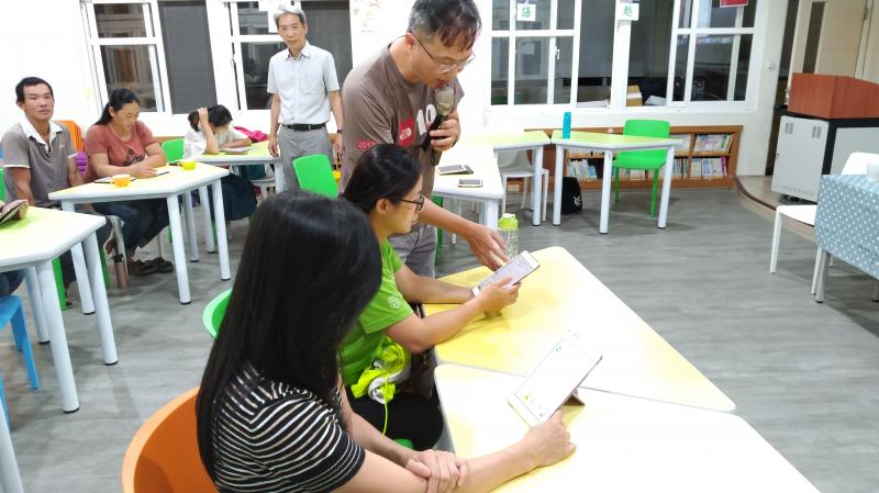 講師指導社區家長辦證