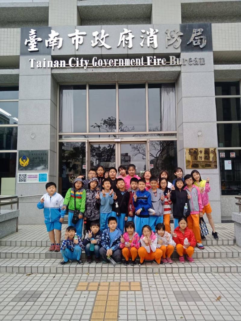 還順道去了台南市消防局參觀，今天的校外教學真是內容豐富，收穫滿滿。
