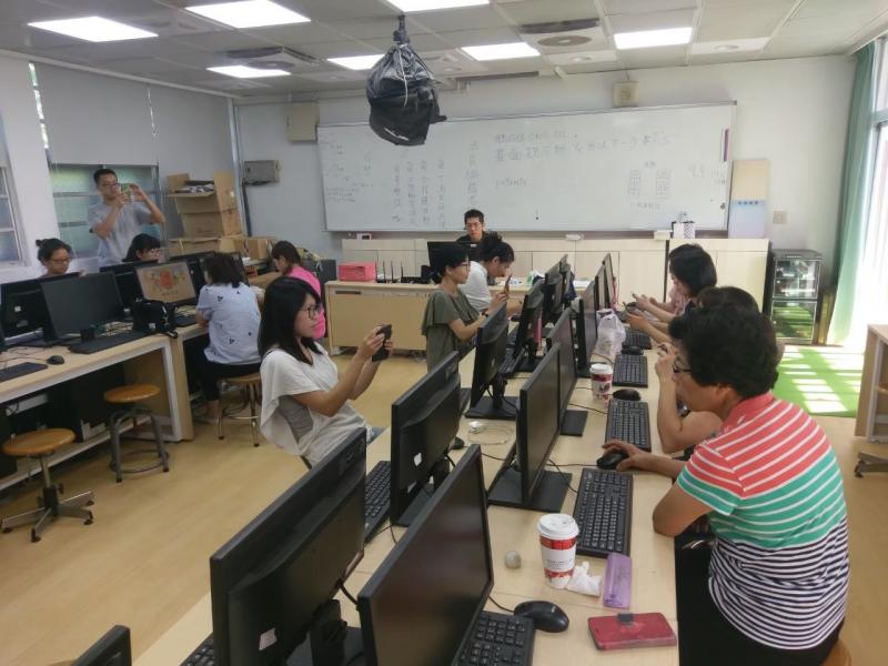 社區民眾scratch體驗