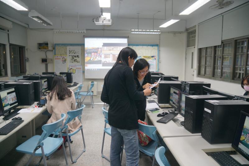 最後我們還要親手設計東西