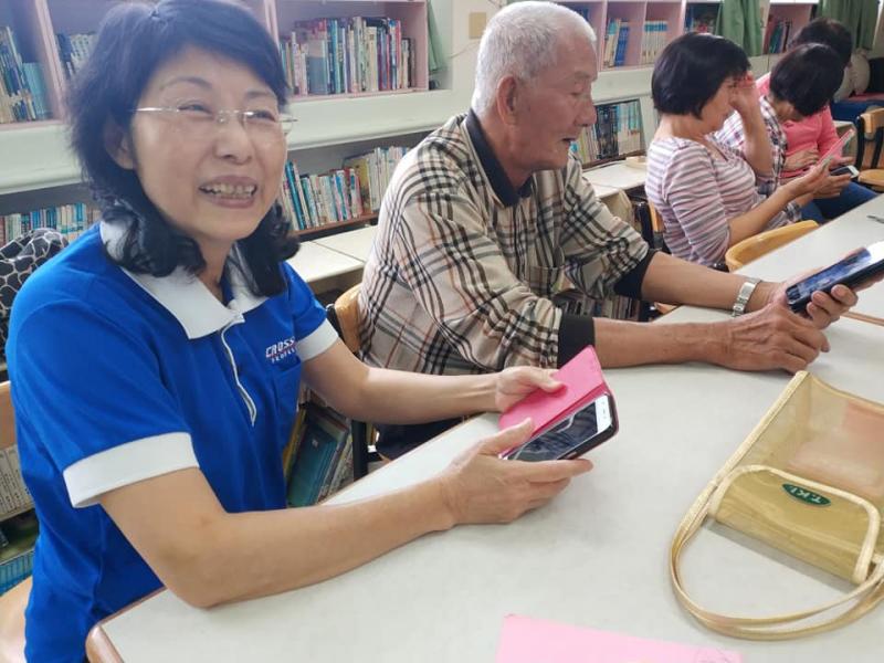 學員開心的表情