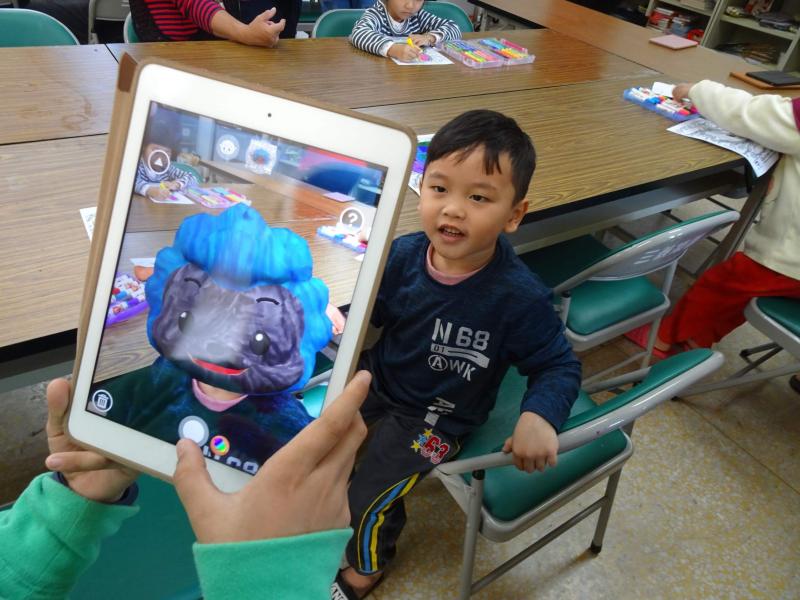 親子共創製作ARVR影片