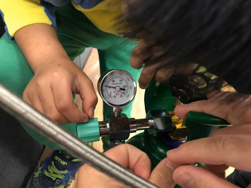 學習如何控制氣體開關