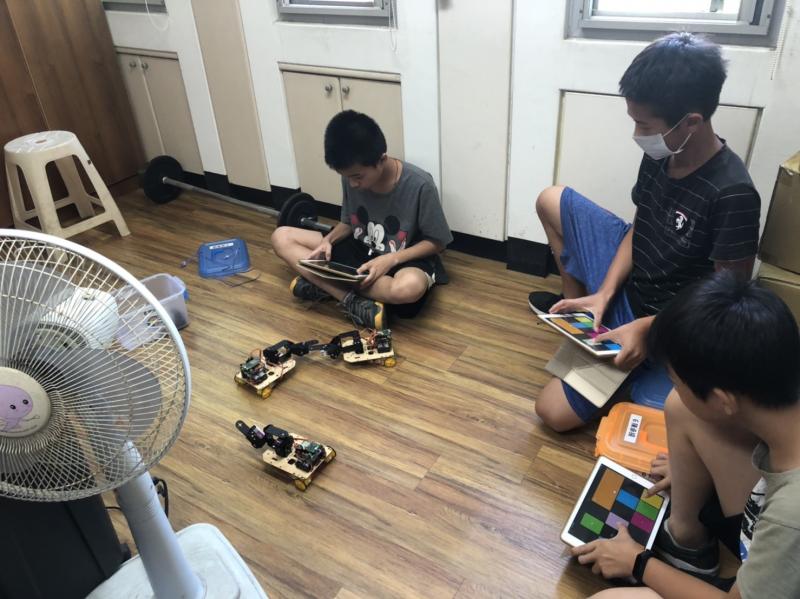 學習程式設計和動手做