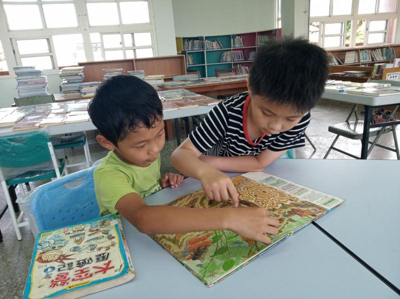 年紀小的孩子閱讀過程交流