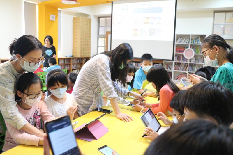 大家使用行動載具閱讀電子書的情形