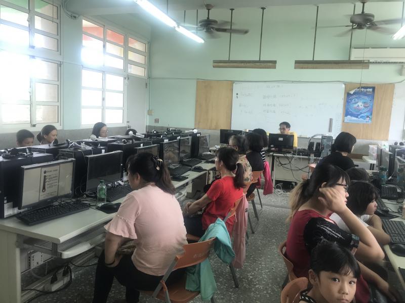 社區資訊站資研習活動-一起來學電腦