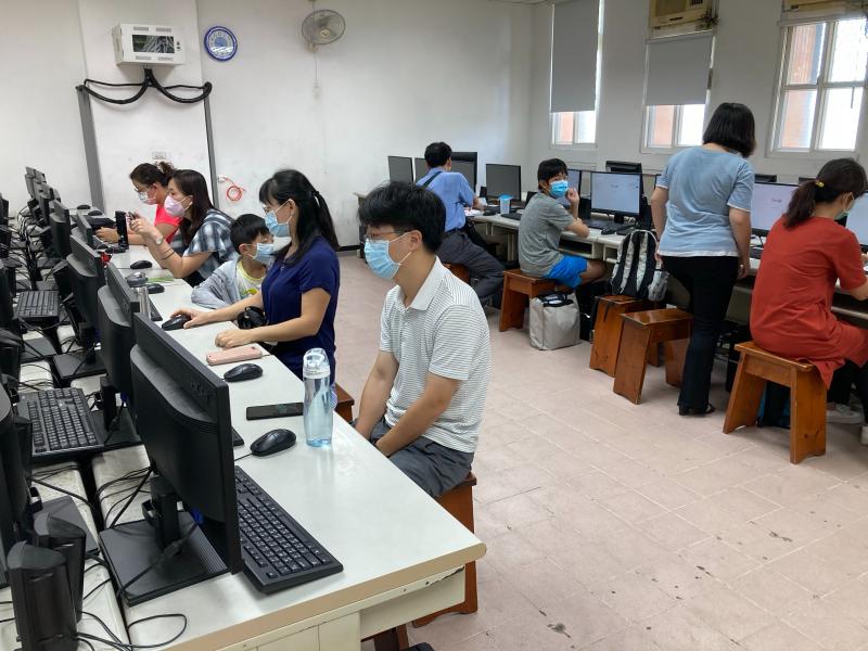 老師授課示範