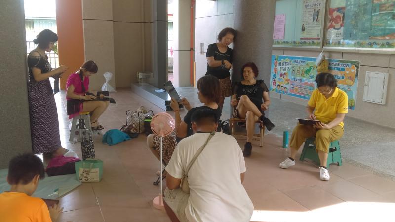 社區舞蹈社團平板情形