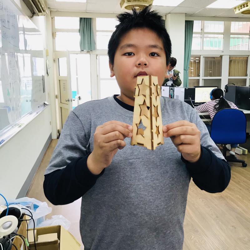 製作的生態燈