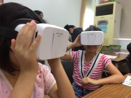 VR虛擬實境探索中