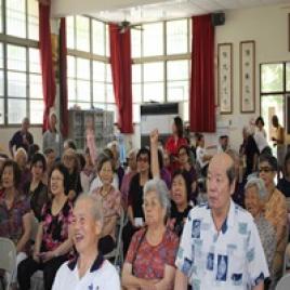 許多民眾共同來參加新住民母親節推廣活動