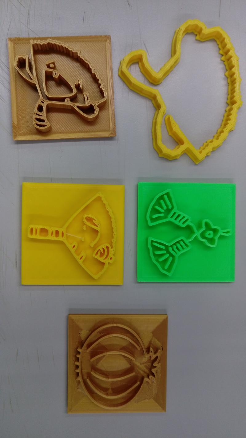 學員學習3D列印的設計，並製作成作品