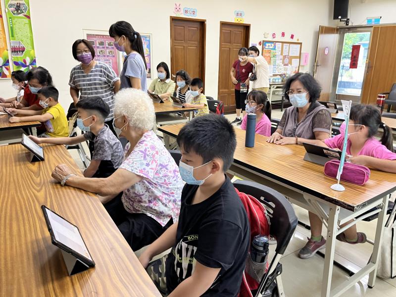 有別於課堂外的資訊學習好好玩