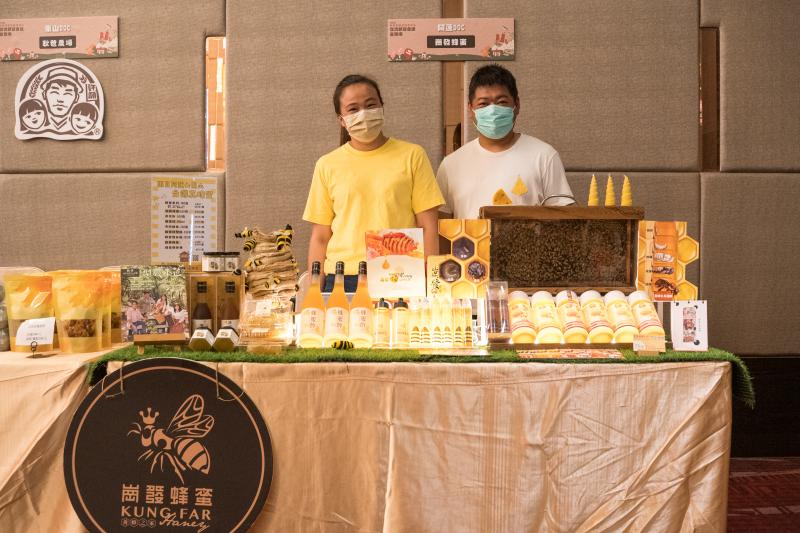 【阿蓮DOC】崑大資管系輔導阿蓮DOC 協助在地商家推廣小農蜂蜜-封面照