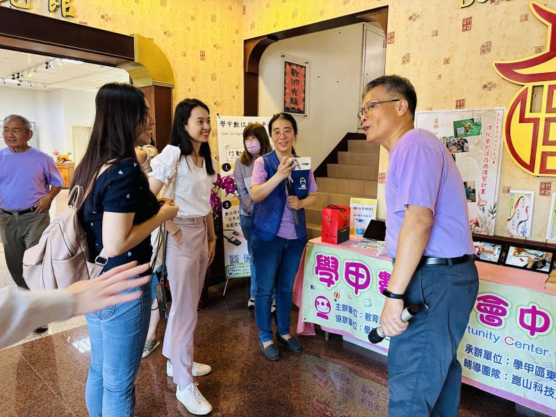 學甲DOC執行長曾文聰協助解說學甲DOC計畫