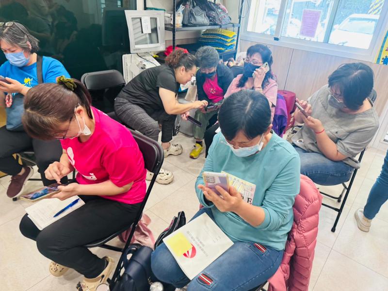 幫助社區成員提升數位技能