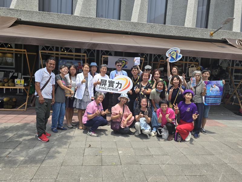 所有參與活動的各DOC人員合影留念