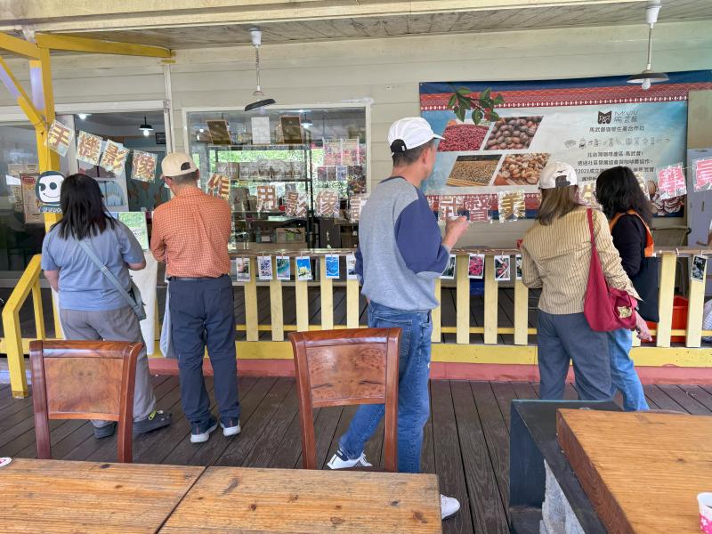 現場課程招生說明及介紹學員攝影作品展示