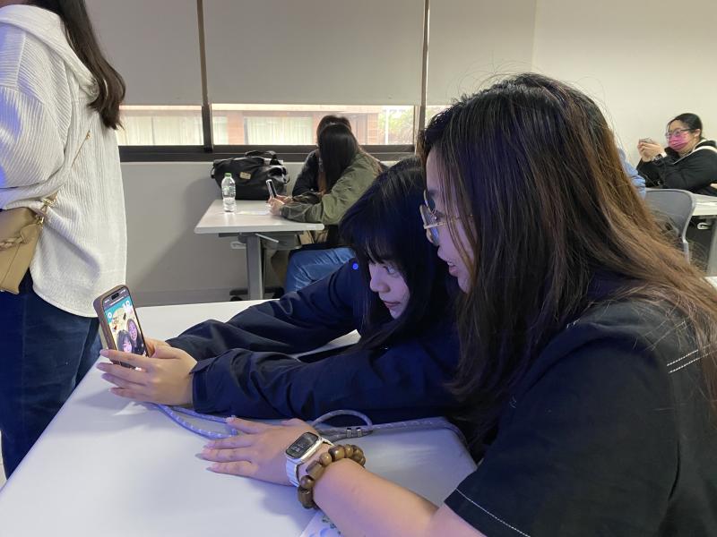 七美DOC承辦與執秘，開心使用AR攝影