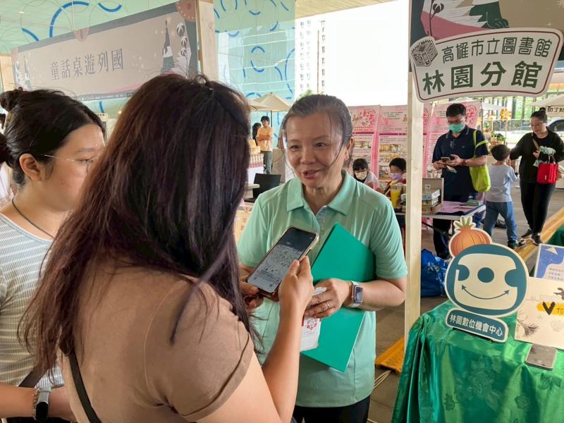 讓民眾從多元角度感受閱讀和數位工具操作行動諮詢的樂趣。