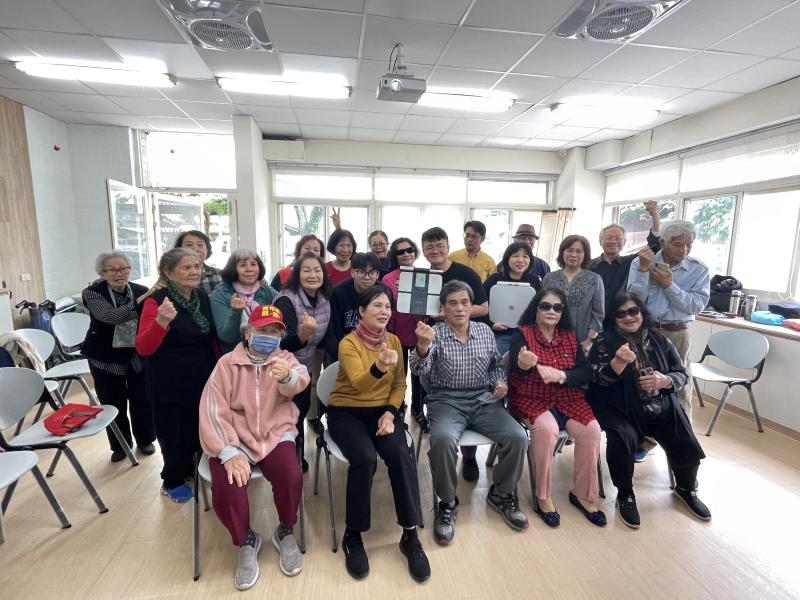 花蓮市谷拉麥長照據點培訓課程合照