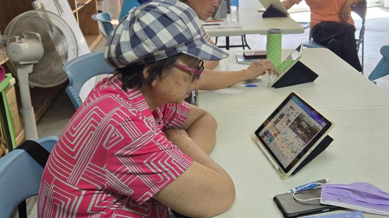 思考中...這地方該放哪些呢