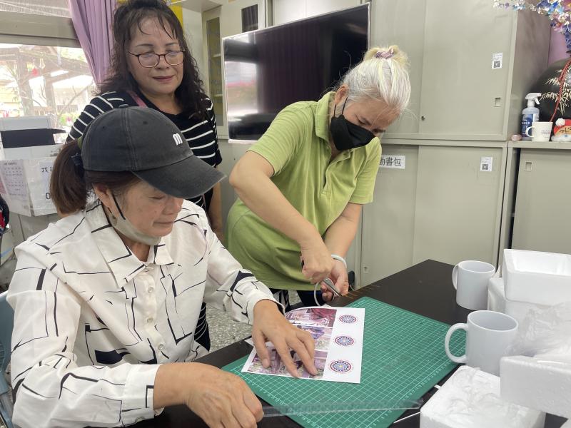 現場小幫手協助長者