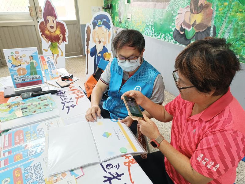 透過行動諮詢、現場互動與教學活動照