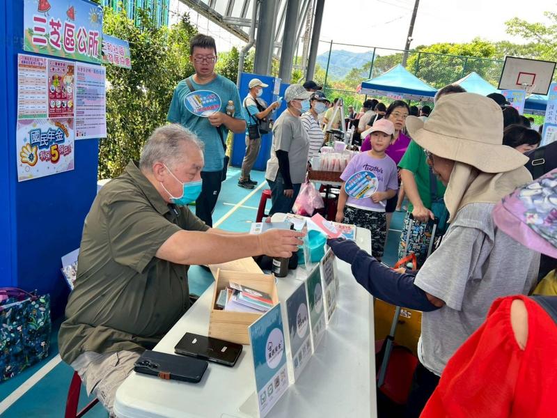 針對家長宣導「孩童手機使用管理」的重要性，分享如何透過簡單設定，協助孩子建立良好的數位習慣