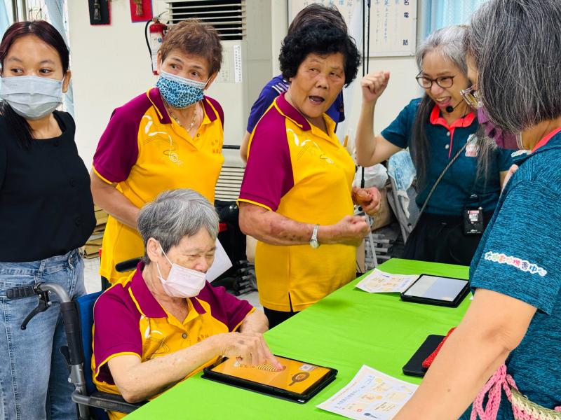 我疊了好多片鬆餅哦