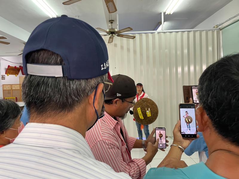 「生活就是學習」,DOC將鏡頭對準萬丹最具代表性的「宋江陣」,讓社區民眾從被動的知識接收者,轉變為主動的文化記錄者。