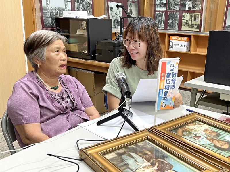 由DOC執行秘書擔任主持，邀請滇緬族群耆老，透過專業的錄音設備分享人生故事。