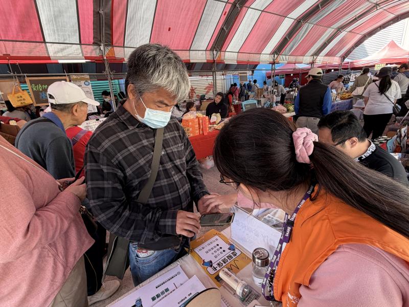 民眾自發性前來詢問。