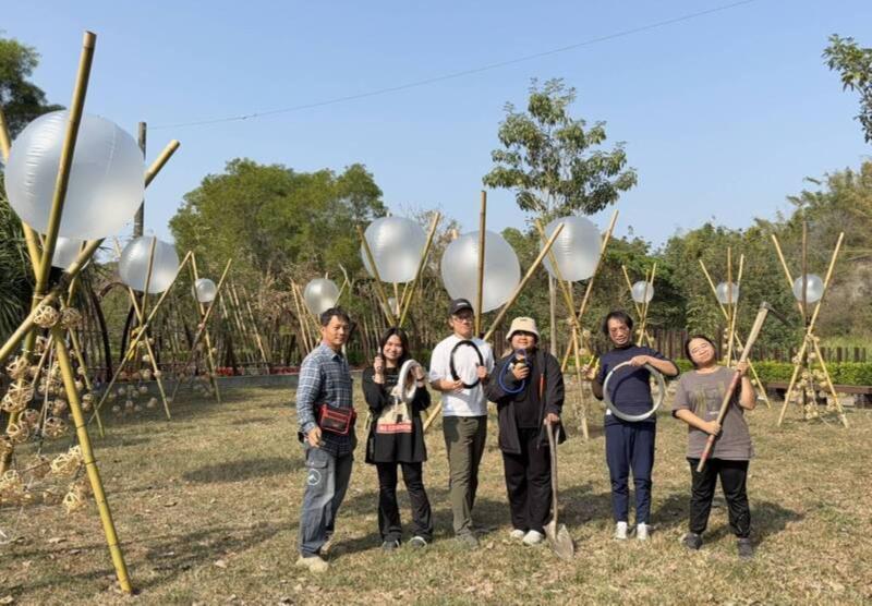 左鎮燈會首增AR體驗 逾200長輩共製巨作《竹影月脈》-封面照
