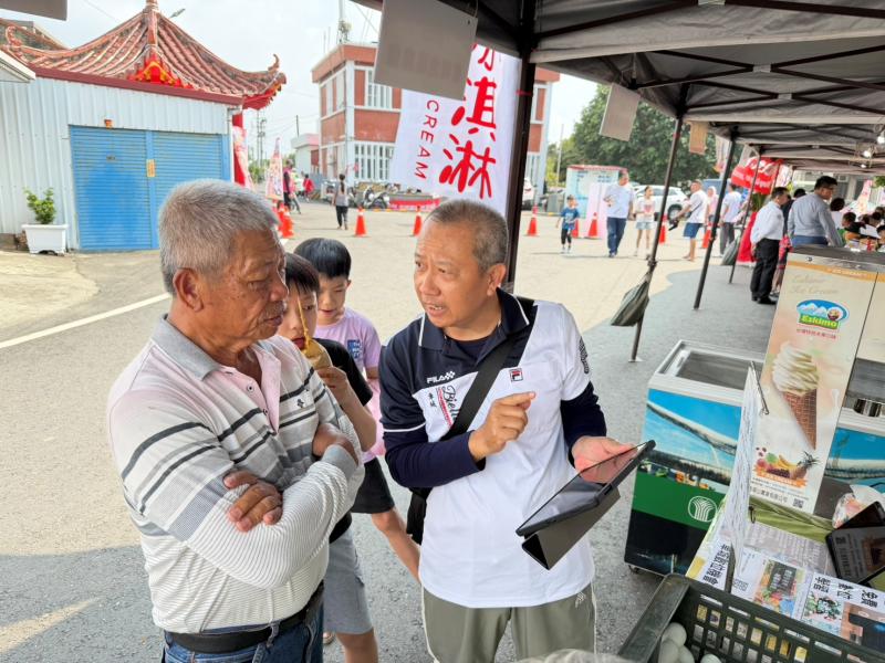 推銷民眾在地商品並分享車城DOC拍攝職人影片成果