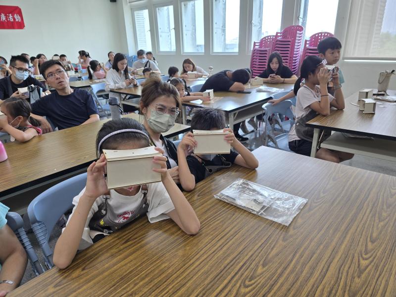 讓閱讀不再只是翻閱書本,而是一種多元且立體的學習歷程