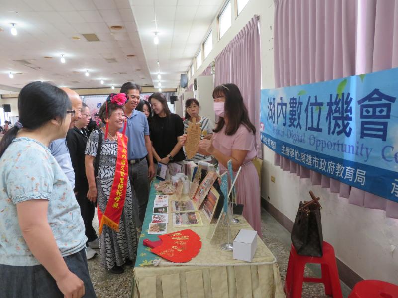 區公所母親節-慈愛康乃馨，述說感恩情活動-封面照