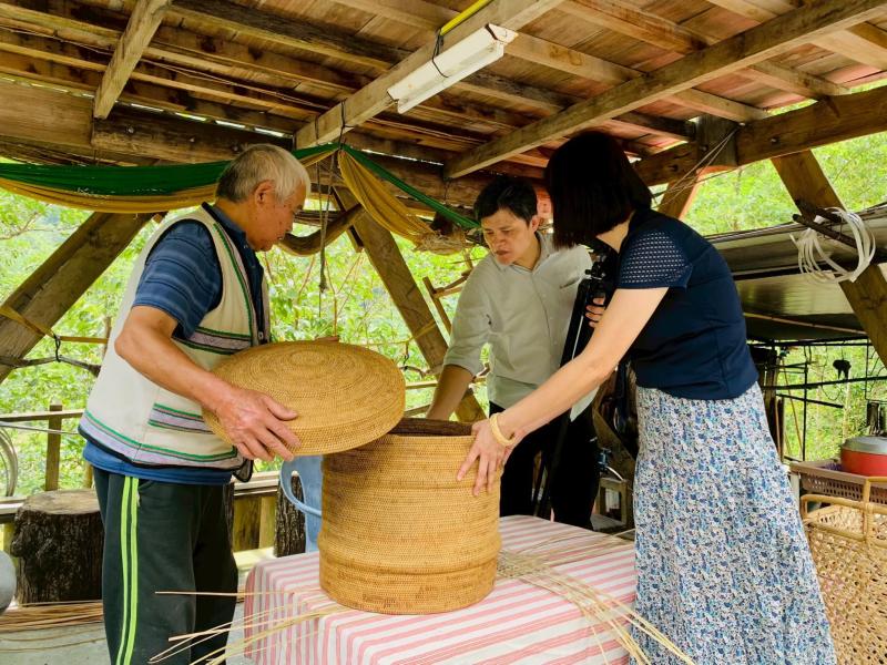 南澳數位DOC連結傳承紀錄片與圖書館閱讀推廣-封面照