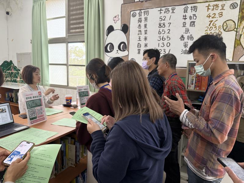 行動諮詢櫃檯-食醫生活便利學-封面照