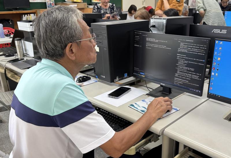 用自然語言跑出程式