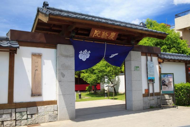 花蓮的三級古蹟吉安慶修院，由日治時期建造，是唯一保存完好的日式寺院