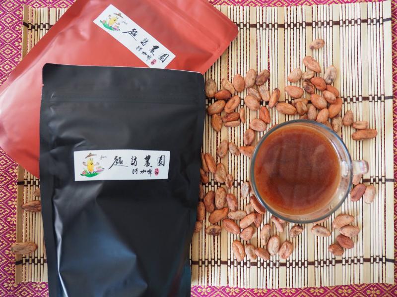 可可與咖啡 全採用自製的果皮酵素作為肥料