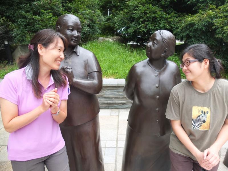 學員與女兒的合照。