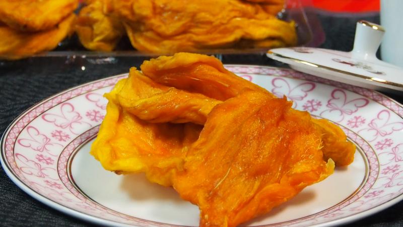 採用低溫烘烤技術，不添加防腐劑與果糖，自然風味更加分。