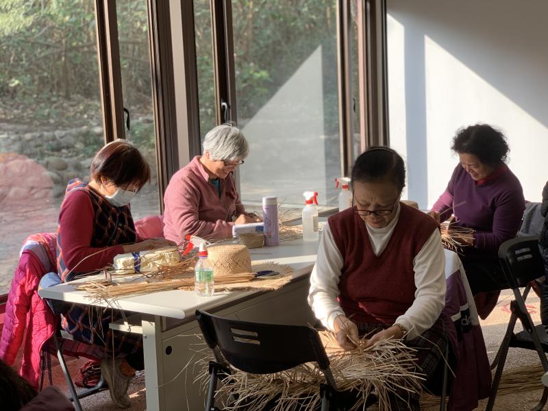 《出水社區藺草編織班》  有溫度的手工藝術品-封面照